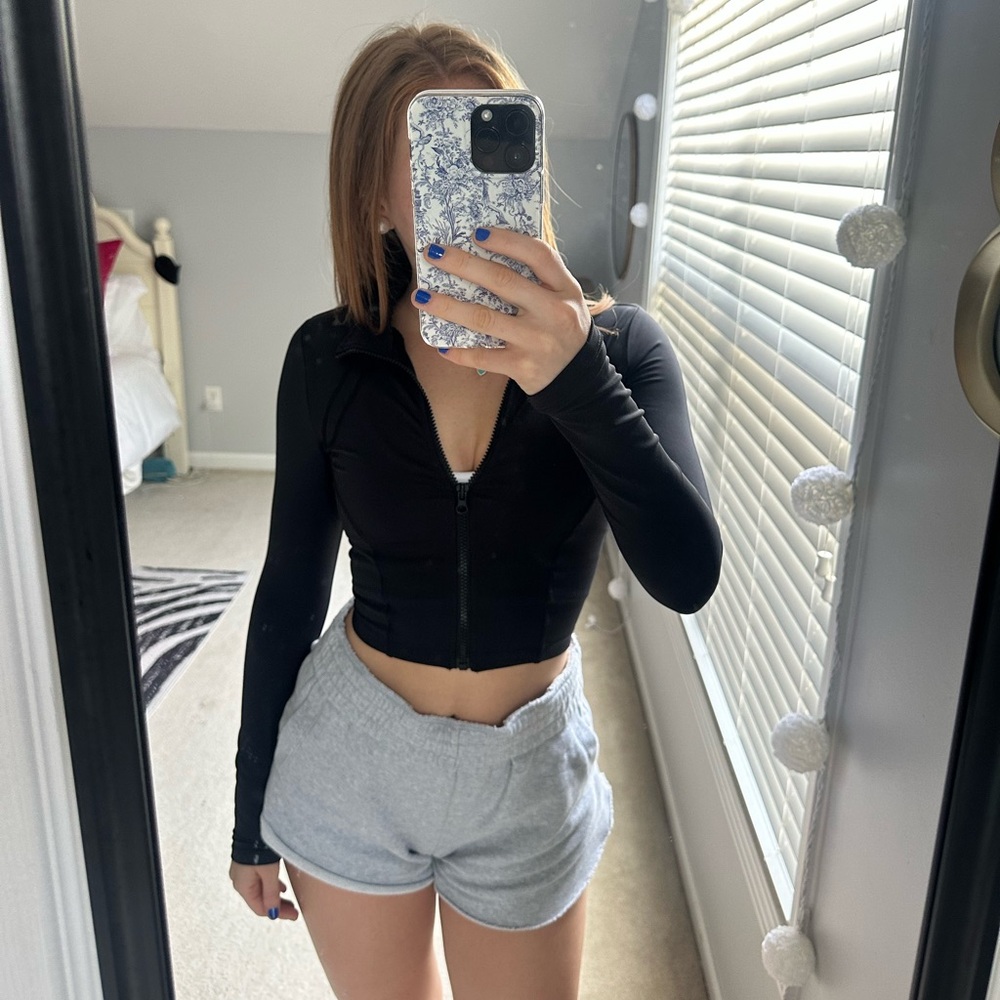 Cropped workout jacket